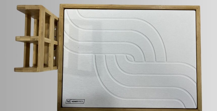 White drying stone mat with Homey Panda logo on it